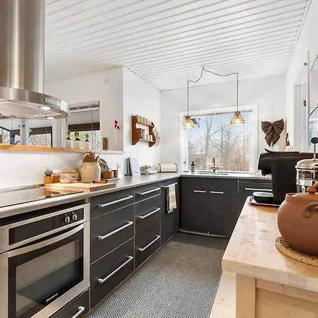 84282-knebel-fyrreklinten-28 Holiday home *